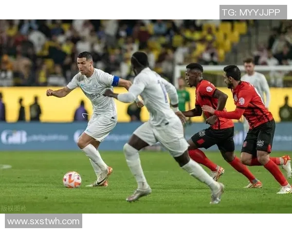 德国80年代足球传奇:足坛巨星与辉煌岁月的回顾与传奇再现 德国80年代足球传奇:足坛巨星与辉煌岁月的回顾与传奇再现